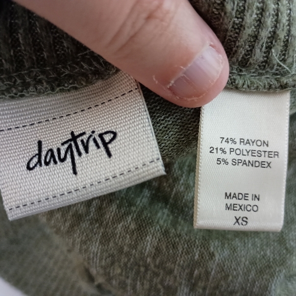 2/$30 DAYTRIP Coatigan Green White Black Knit Duster Cardigan (#895) - Picture 2 of 7